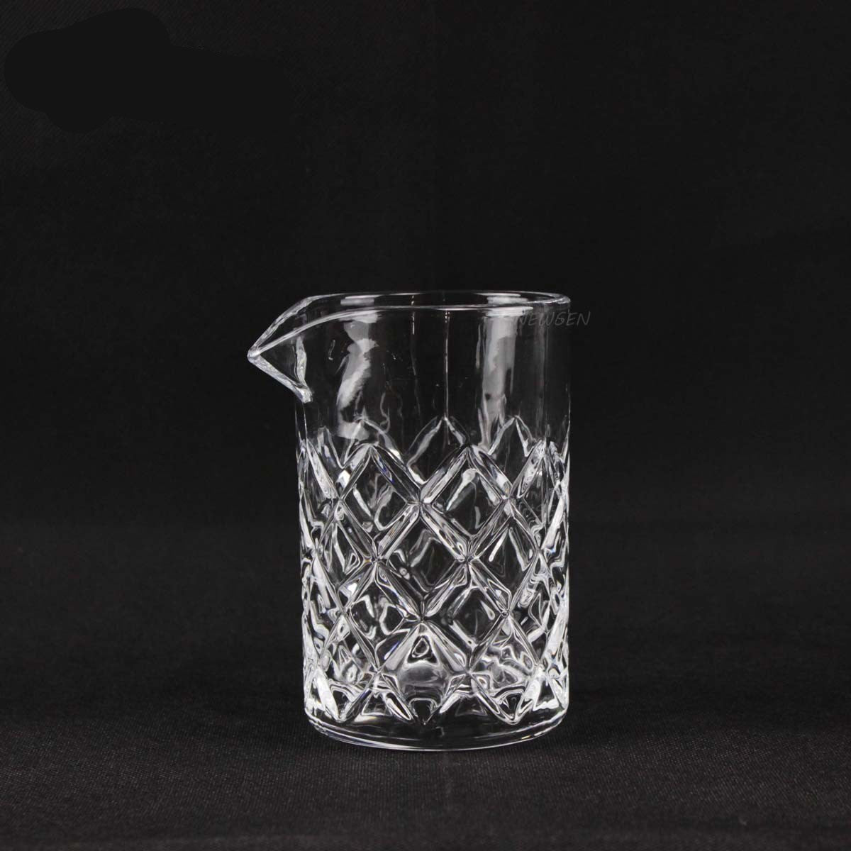 Carved Crystal Mixing Glass – Etched Cocktail Stirring Vessel for Bartenders (Paris Series)