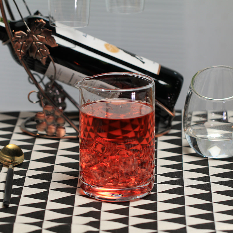 Japanese-Style Crystal Mixing Glass – Classic Cocktail Stirring Cup with Pouring Spout (Tokyo Series)