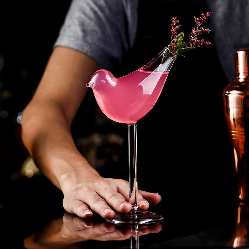 Creative Bird-Shaped Cocktail Glass – Artistic Wine Goblet for Bars & Events (Barcelona Series)