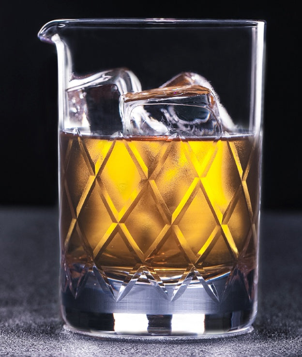 Diamond-Cut Crystal Mixing Glass – Carved Cocktail Stirring Cup (Dubai Series)