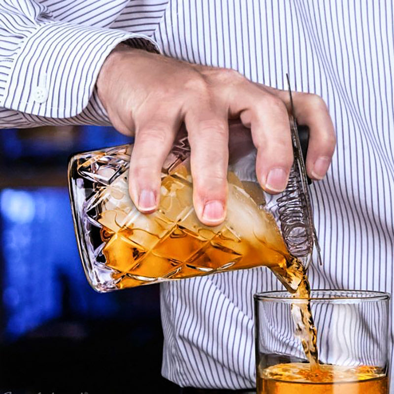 Diamond-Cut Crystal Mixing Glass – Carved Cocktail Stirring Cup (Dubai Series)